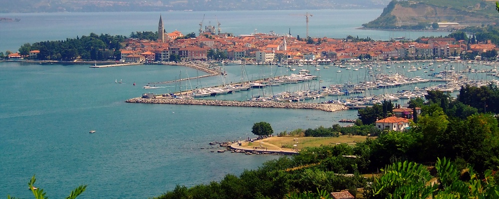 Izola